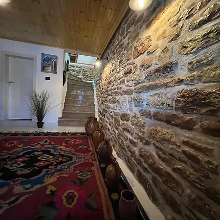 Gæstehus Loloci Gjirokastër